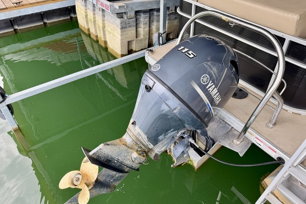 24ft Sweetwater Yacht For Sale