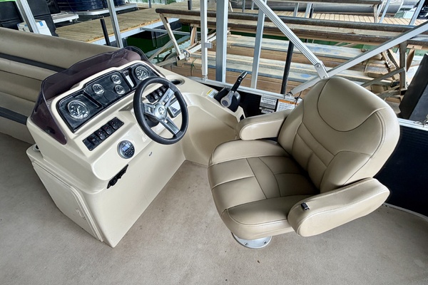 24ft Sweetwater Yacht For Sale
