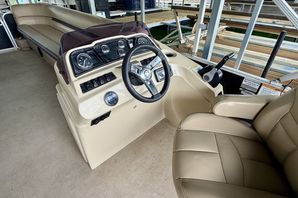 24ft Sweetwater Yacht For Sale