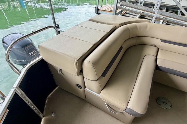 24ft Sweetwater Yacht For Sale