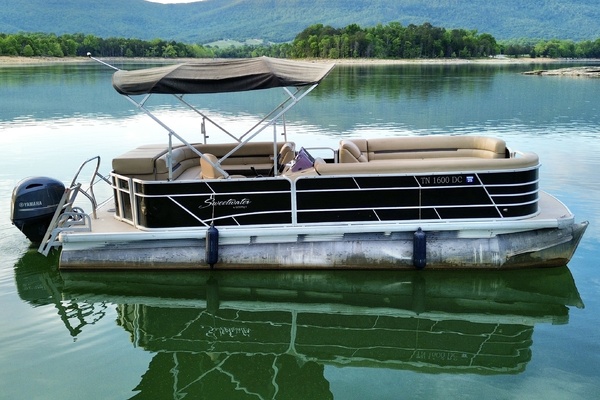 24ft Sweetwater Yacht For Sale