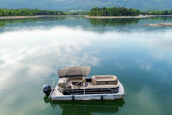 24ft Sweetwater Yacht For Sale