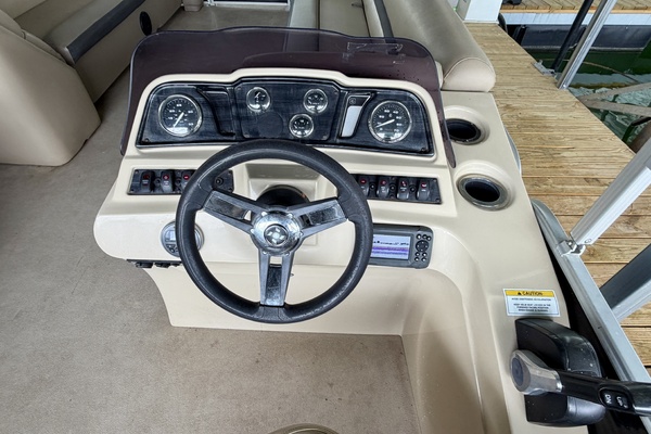 24ft Sweetwater Yacht For Sale