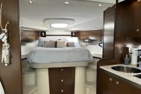2011 Cruisers 42