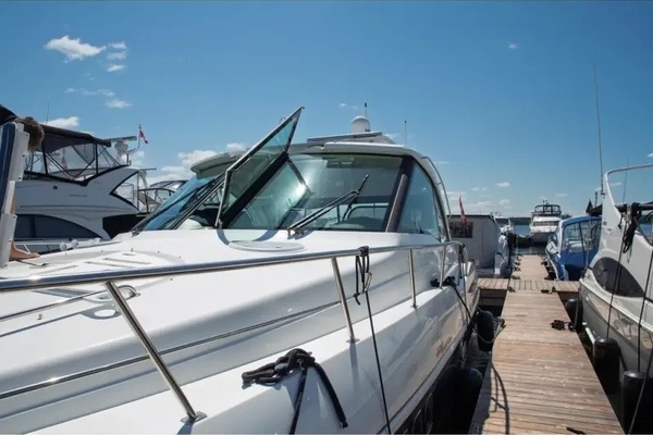 2011 Cruisers Sports Coupe 420 42ft Cruisers Yacht For Sale