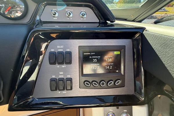 24ft Mastercraft Yacht For Sale