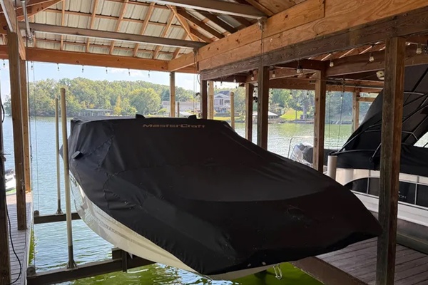 24ft Mastercraft Yacht For Sale