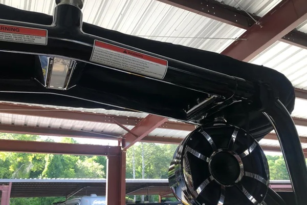 24ft Moomba Yacht For Sale