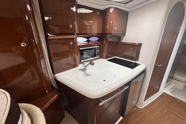 2015 Four Winns 375 Vista 38ft Four Winns Yacht For Sale