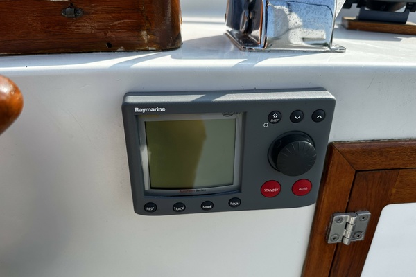 36ft Marine Trader Yacht For Sale