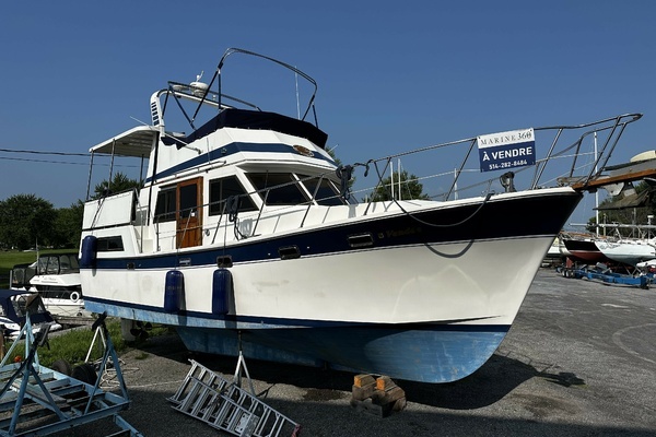 36-ft-Marine Trader-1990-Île-aux-Noix Quebec Canada yacht for sale