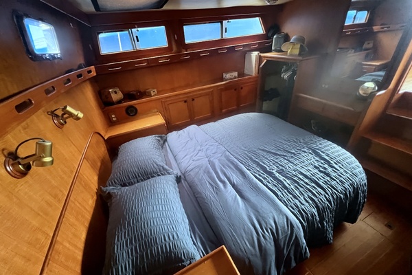 36ft Marine Trader Yacht For Sale