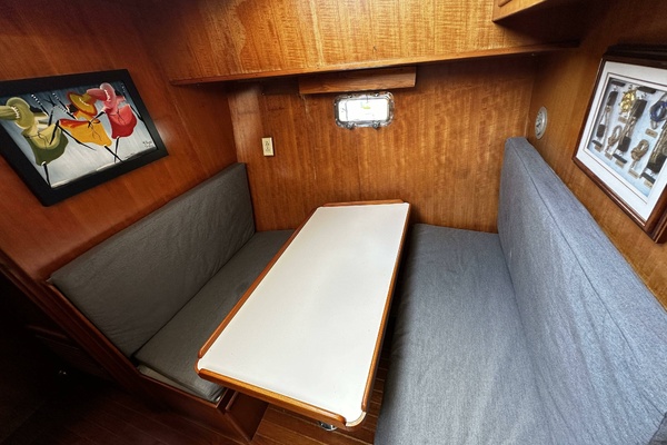 36ft Marine Trader Yacht For Sale