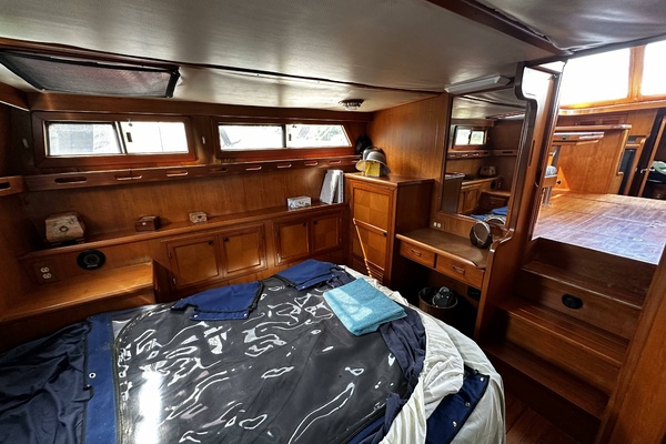36ft Marine Trader Yacht For Sale