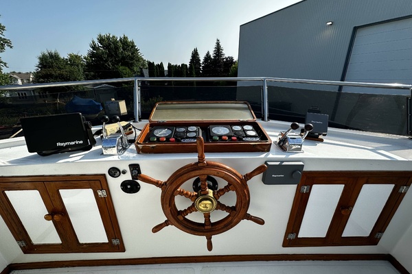 36ft Marine Trader Yacht For Sale