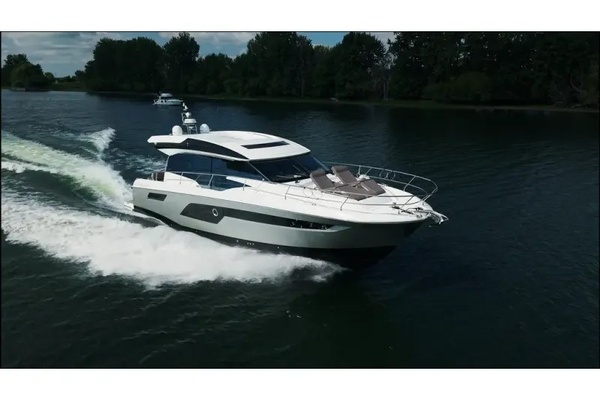 2018 Prestige Yachts 520S 52ft Present Yachts Yacht For Sale