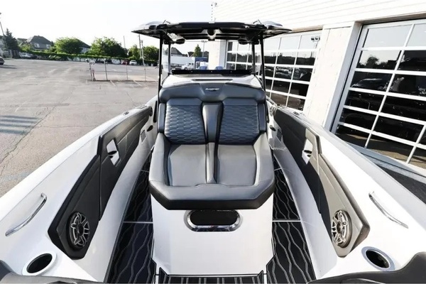 2023 Sunsation 32 CCX 32ft Sunsation Yacht For Sale