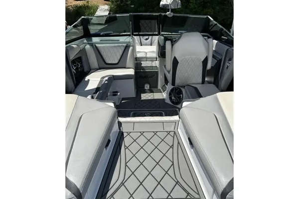 2017 Tige Boats RZX3 23ft Tige Yacht For Sale