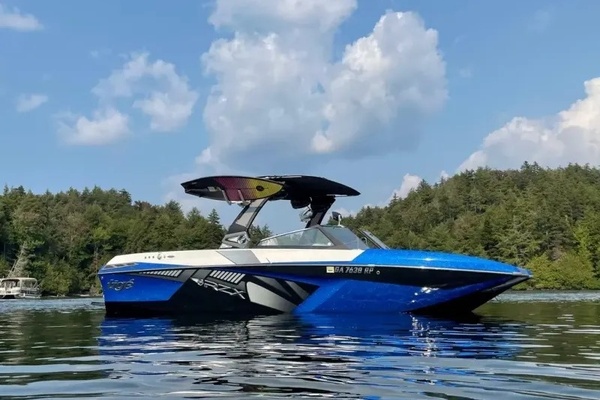 2017 Tige Boats RZX3 23ft Tige Yacht For Sale