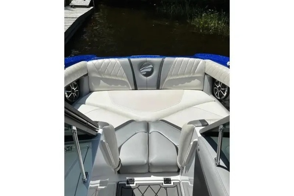 2017 Tige Boats RZX3 23ft Tige Yacht For Sale