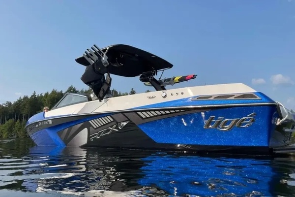 2017 Tige Boats RZX3 23ft Tige Yacht For Sale