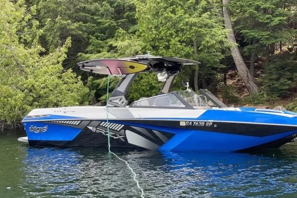 2017 Tige Boats RZX3 23ft Tige Yacht For Sale