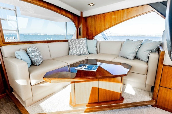 2018 Viking 72