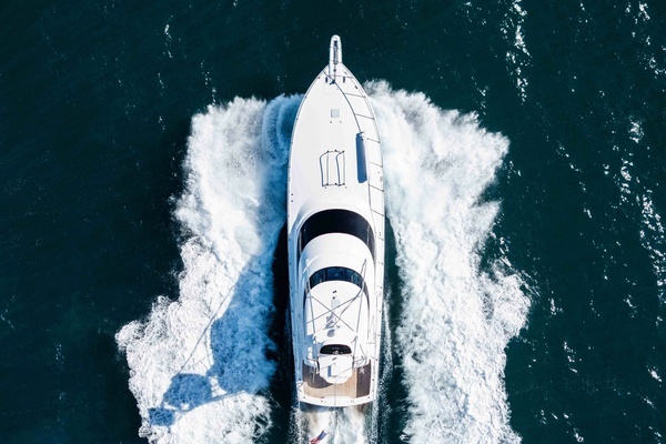2018 Viking 72