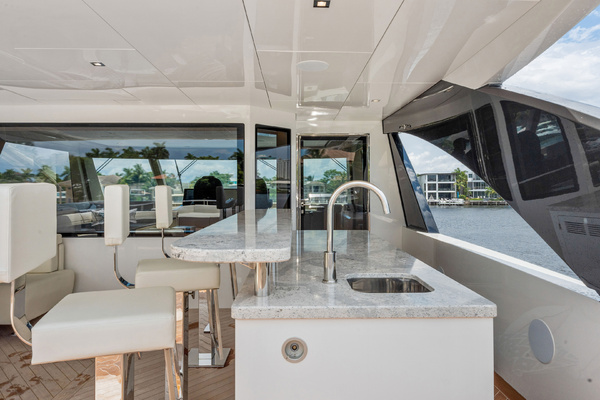 88ft Ocean Alexander Yacht For Sale