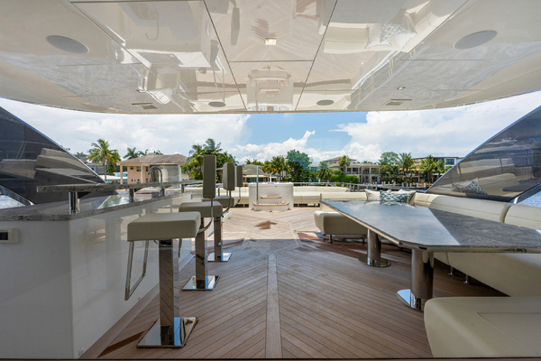 88ft Ocean Alexander Yacht For Sale