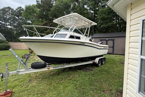 22ft Grady White Yacht For Sale