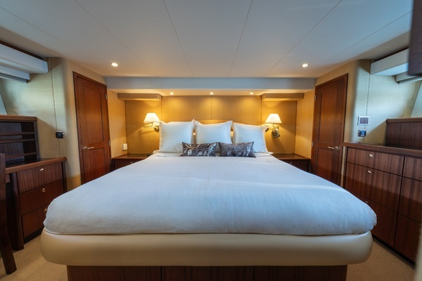 2007 Pacific Mariner 65