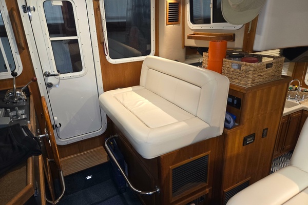 KNOT KAOS 34ft American Tug Yacht For Sale