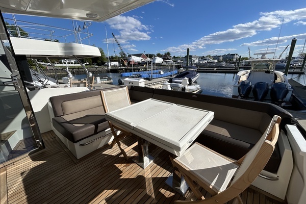 2019 Galeon 55