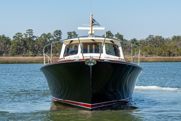 2006 Hinckley 44