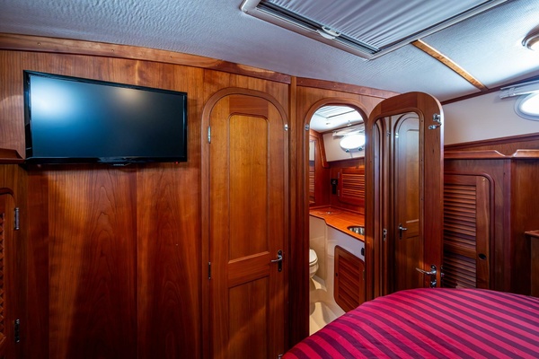 44ft Hinckley Yacht For Sale