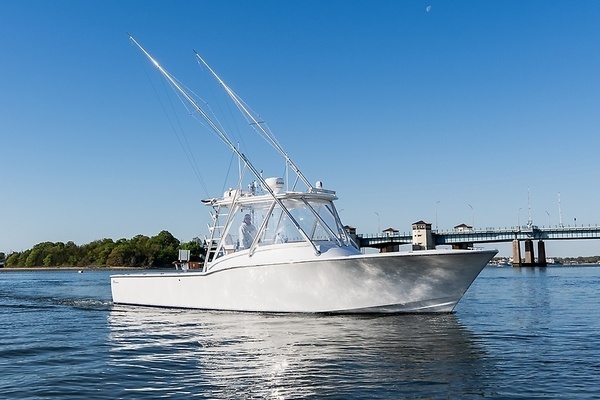 33-ft-L&H-2005-Walkaround-Little C Brielle New Jersey United States  yacht for sale