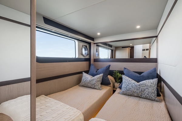 48ft Absolute Yacht For Sale