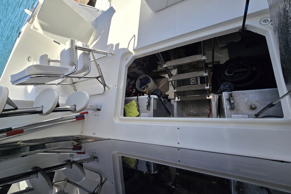 Marlin Monroe 57ft Carver Yacht For Sale