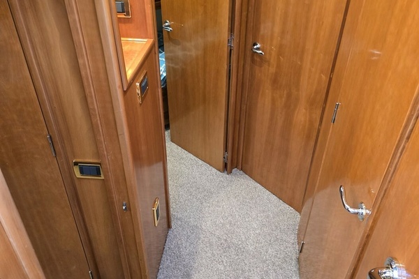 Marlin Monroe 57ft Carver Yacht For Sale