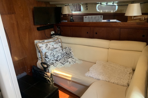 One Love 41ft Catalina Morgan Yacht For Sale