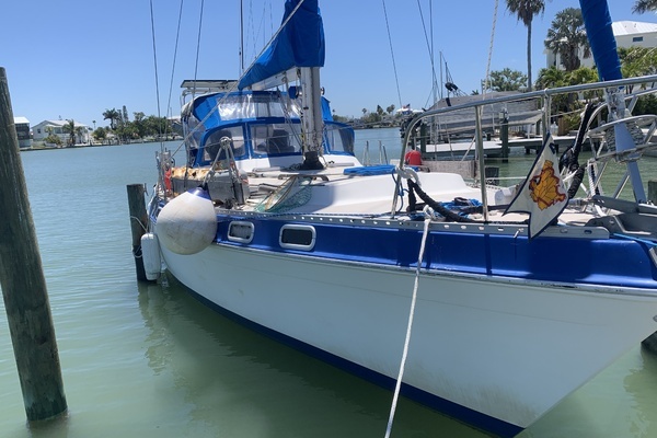 Photo of the 1987 Catalina Morgan Classic "One Love"