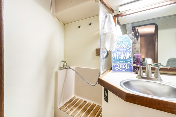 One Love 41ft Catalina Morgan Yacht For Sale