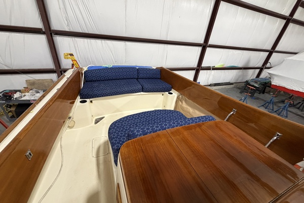 TRUE NORTH 36ft Hinckley Yacht For Sale