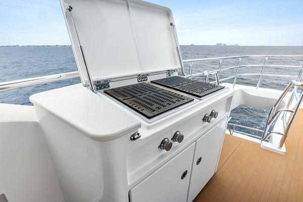 NORTHLAND 104ft Burger Yacht For Sale