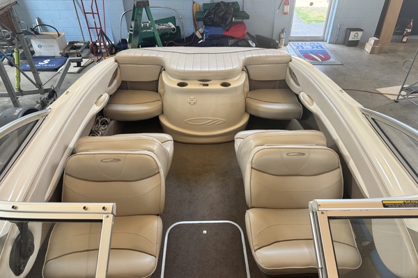18ft Maxum Yacht For Sale