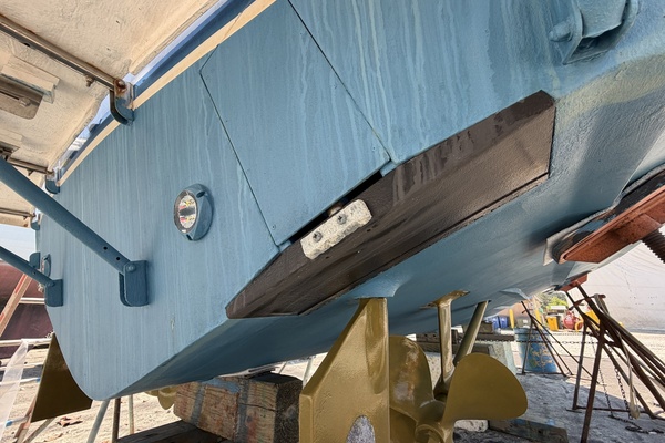 Mo Mo I 31ft Bertram Yacht For Sale