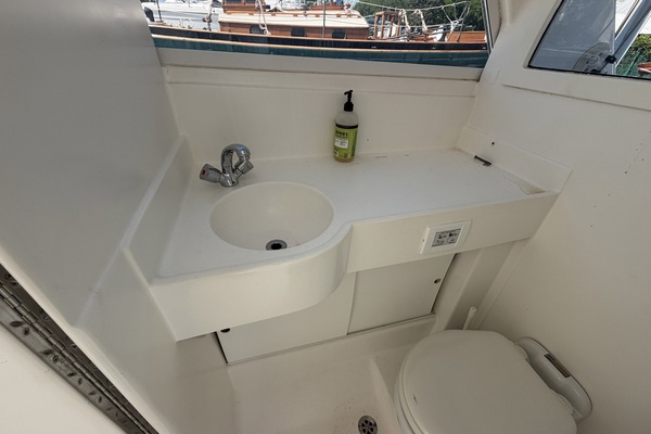 Mo Mo I 31ft Bertram Yacht For Sale