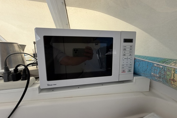 Mo Mo I 31ft Bertram Yacht For Sale