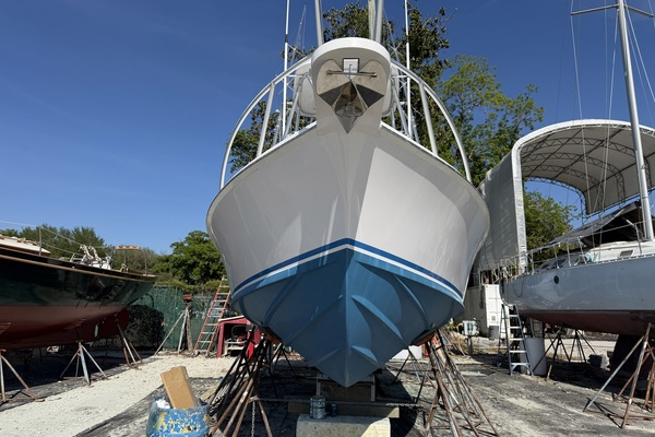 Mo Mo I 31ft Bertram Yacht For Sale